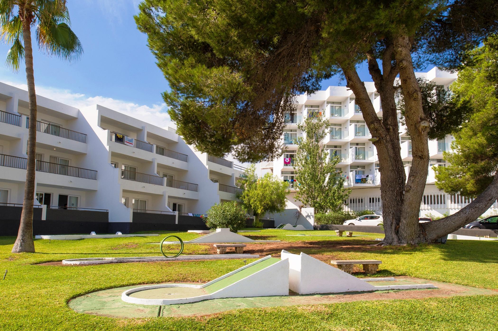 Apartamentos Vibra Riviera San Antonio  Exterior photo
