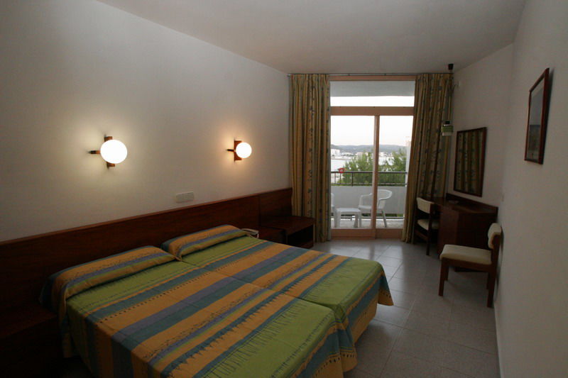 Apartamentos Vibra Riviera San Antonio  Exterior photo
