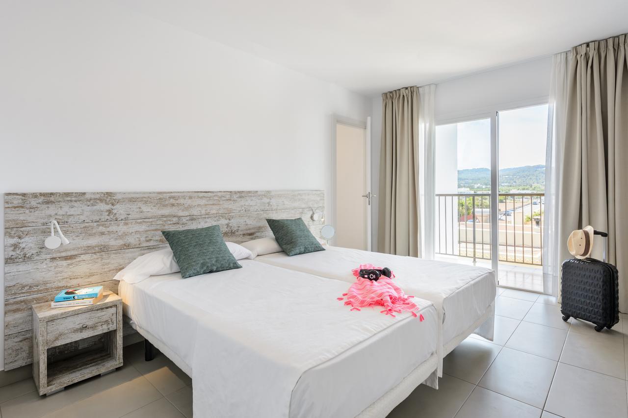 Apartamentos Vibra Riviera San Antonio  Exterior photo